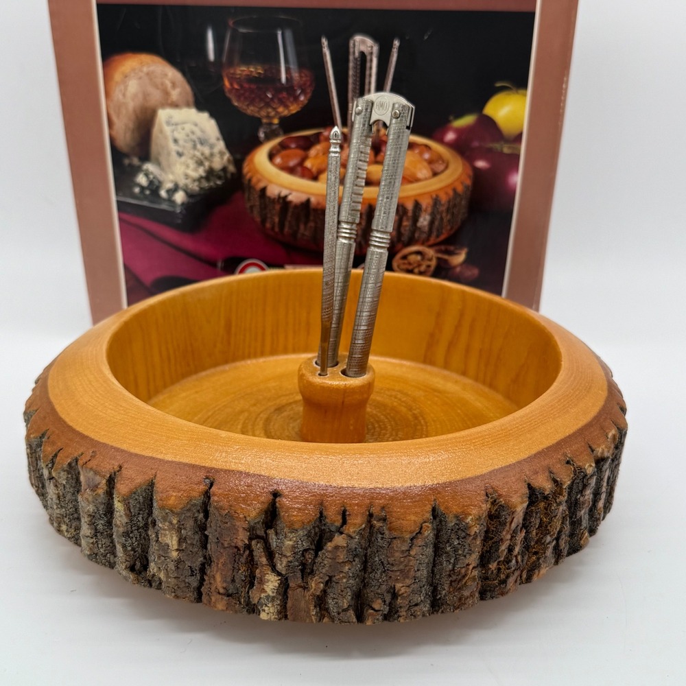 Vintage H.M. Quackenbush White Ash Wood Nut Bowl Set Nutcracker 1 Pick Open Box